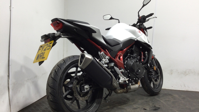 (23MY) Honda CB750 Hornet